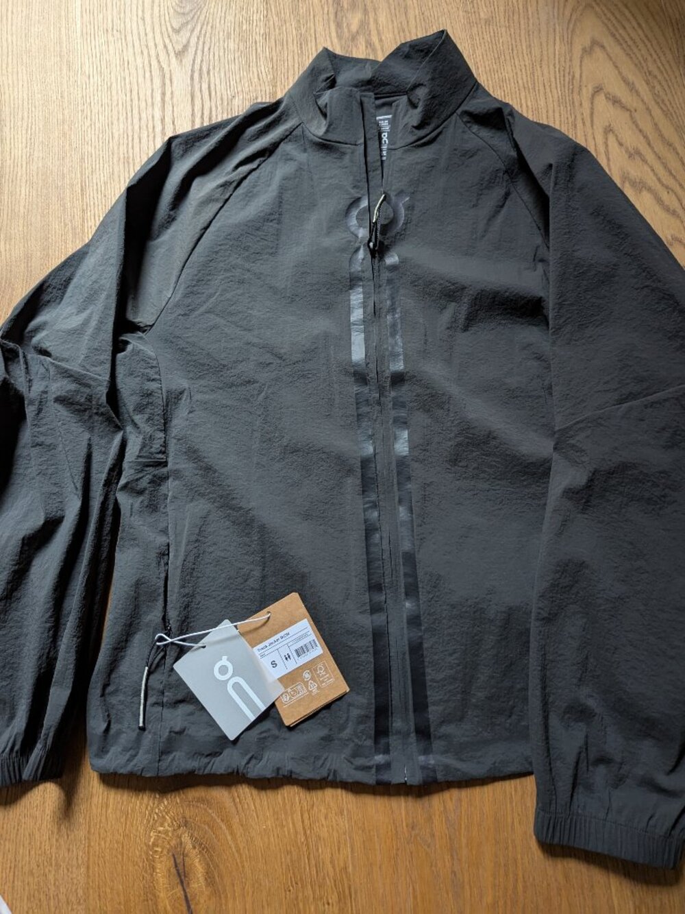 On Running Track Jacket IKON NWT